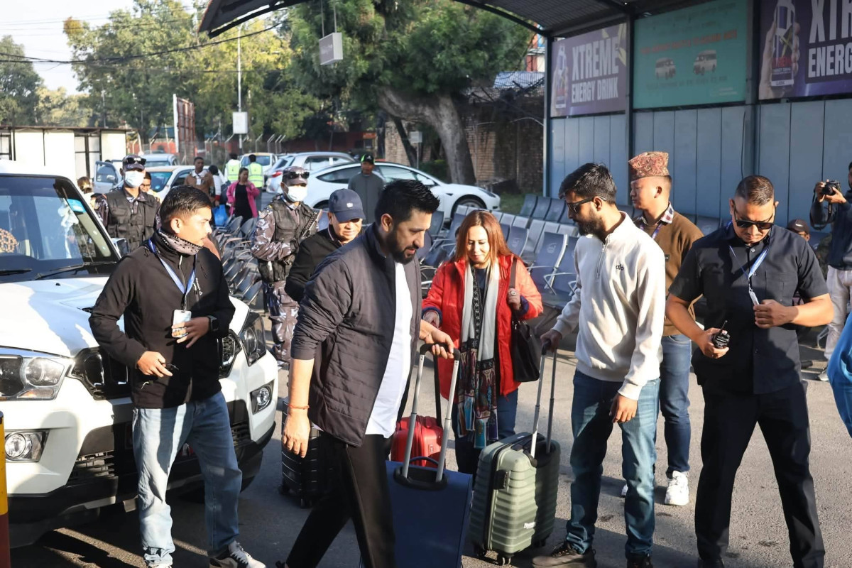 रास्वपा सभापति रवि लामिछाने भारत प्रस्थान